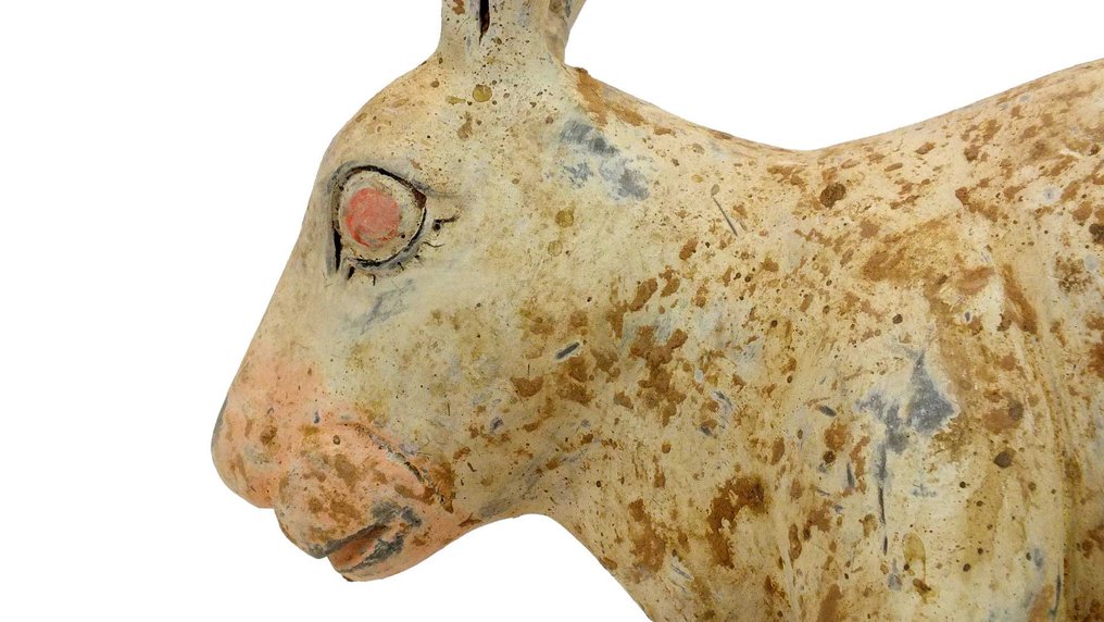 Oldtidens Kina Terrakotta, Et malt keramikk Modell av en liggende kanin - 20 cm #2.2