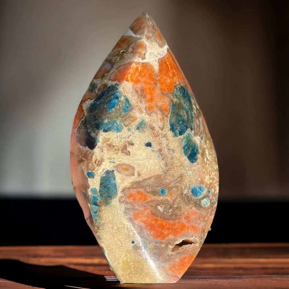 藍色磷灰石和橙色方解石 - 稀有陣型 - 時尚單品 - 高度: 140 mm - 闊度: 76 mm- 650 g #1.2