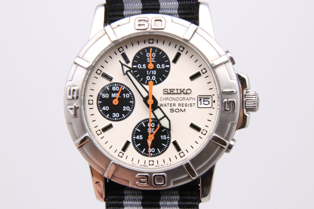 Seiko - Chronograph 50M - Ingen mindstepris - V657-8060 | White Chronograph - Mænd - 1990-1999  #1.0
