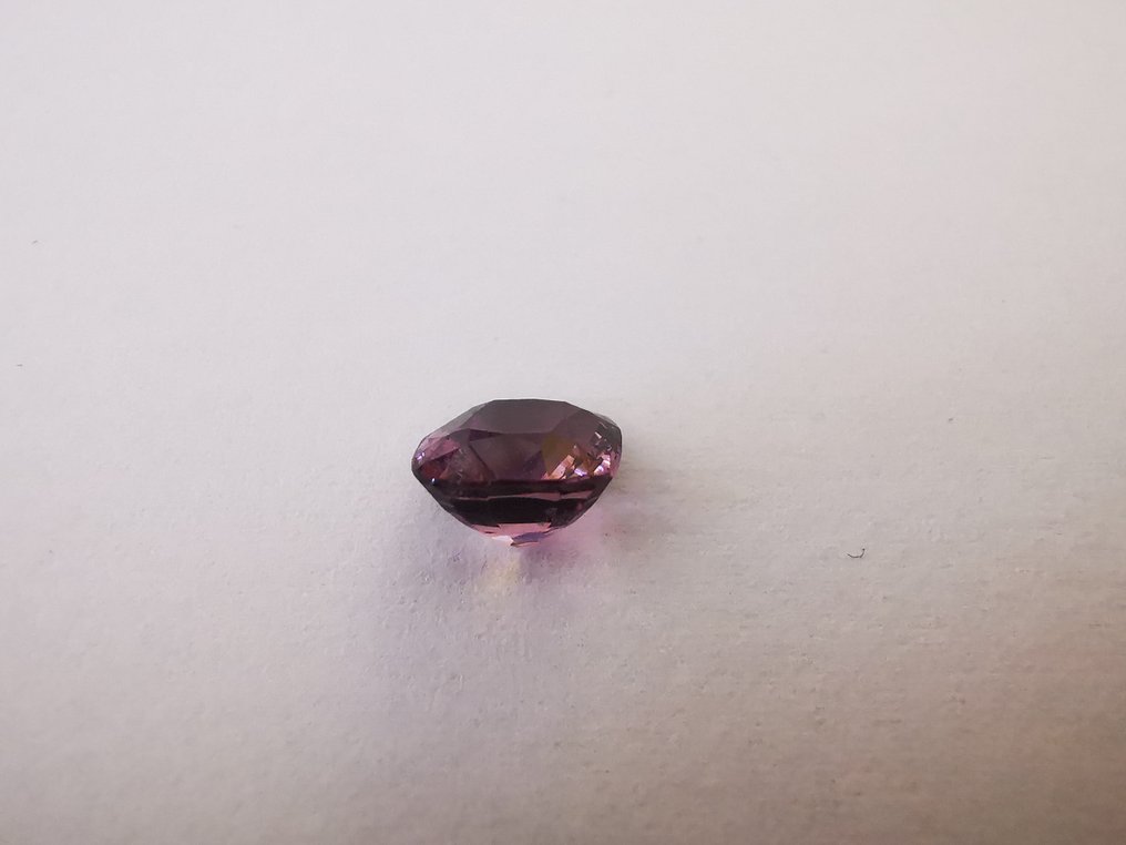 紫色 尖晶石 - 2.05 ct #3.1