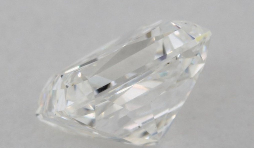 1 pcs Diamant  - 0.90 ct - Radiant - VVS1 #2.2