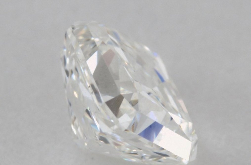 1 pcs Diamond  - 0.90 ct - Radiant - VVS1 #2.1