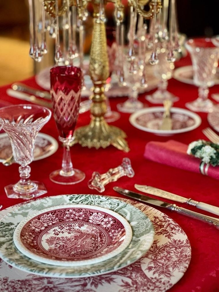 适用于大桌子的桌布,具有浓烈的红色,优雅而深沉。 - 桌布 - 270 cm - 180 cm #1.0