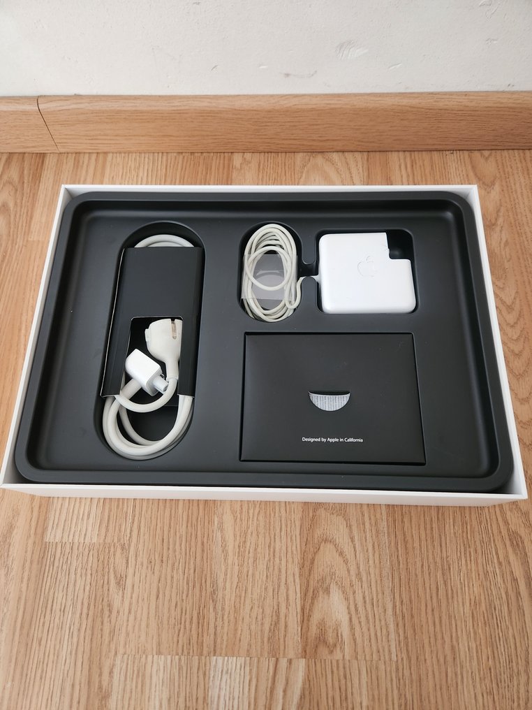 Apple macbook pro 13 inch retina 2015 - Ordinateur portable (1) - Dans la boîte d'origine #2.1