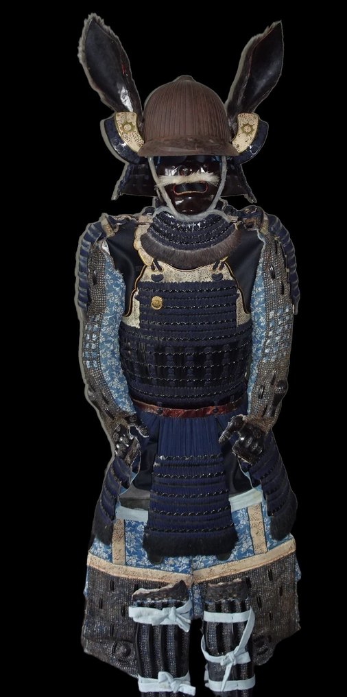 Yoroi - Cast iron, Leather, Silk - Japanese Samurai Armor Edo period  Arima Clan - Japan - 17th century #1.1