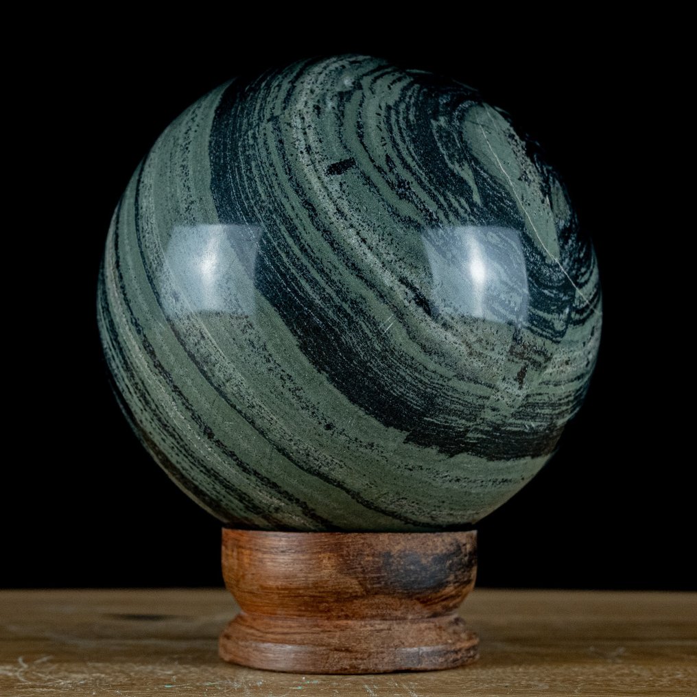 Very Decorative Stripe Kambaba Sphere- 4706.44 g #2.1