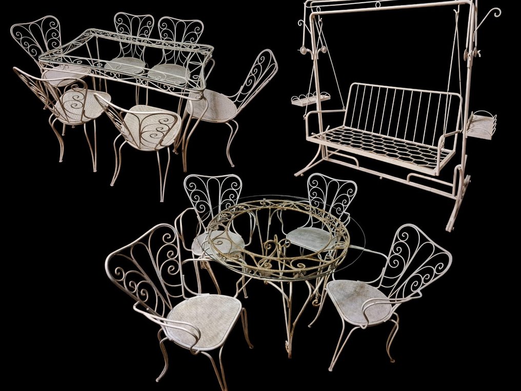 Gartenset: Tisch und sechs Stühle / Schaukelsessel / Tisch mit vier schmiedeeisernen Stühlen #1.1
