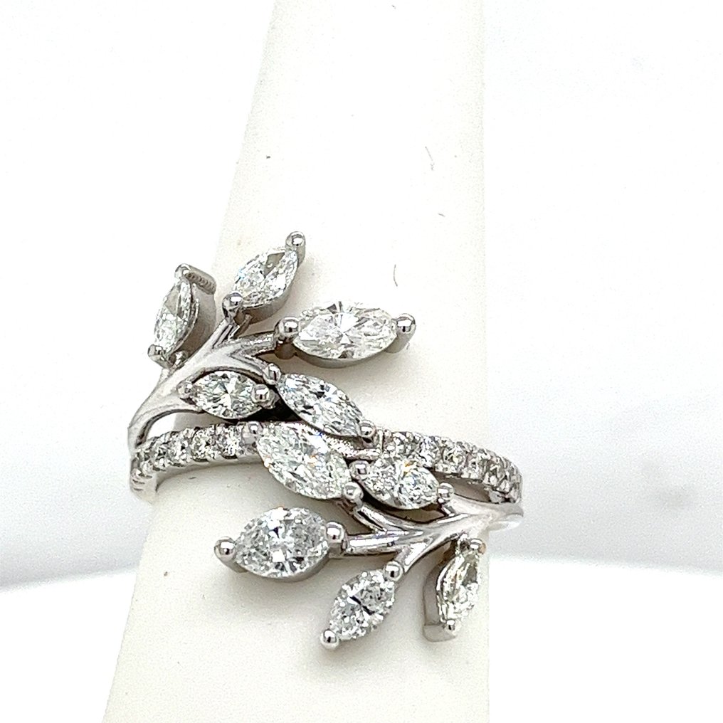 Ring - 14 karat Hvitt gull -  1.93ct. tw. Diamant  (Naturlig) - Diamant #1.1