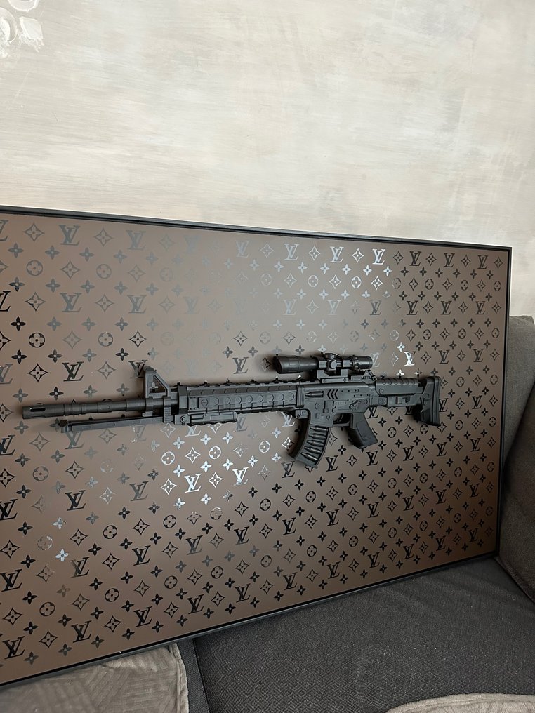 Daluxe Art (1999-) - LV gun • XL #3.2