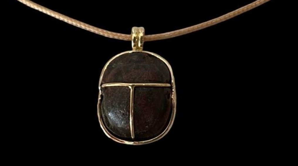 Ancient Egyptian Stone Scarab amulet set in modern 1st LAW gold pendant. - 2.2 cm #1.1