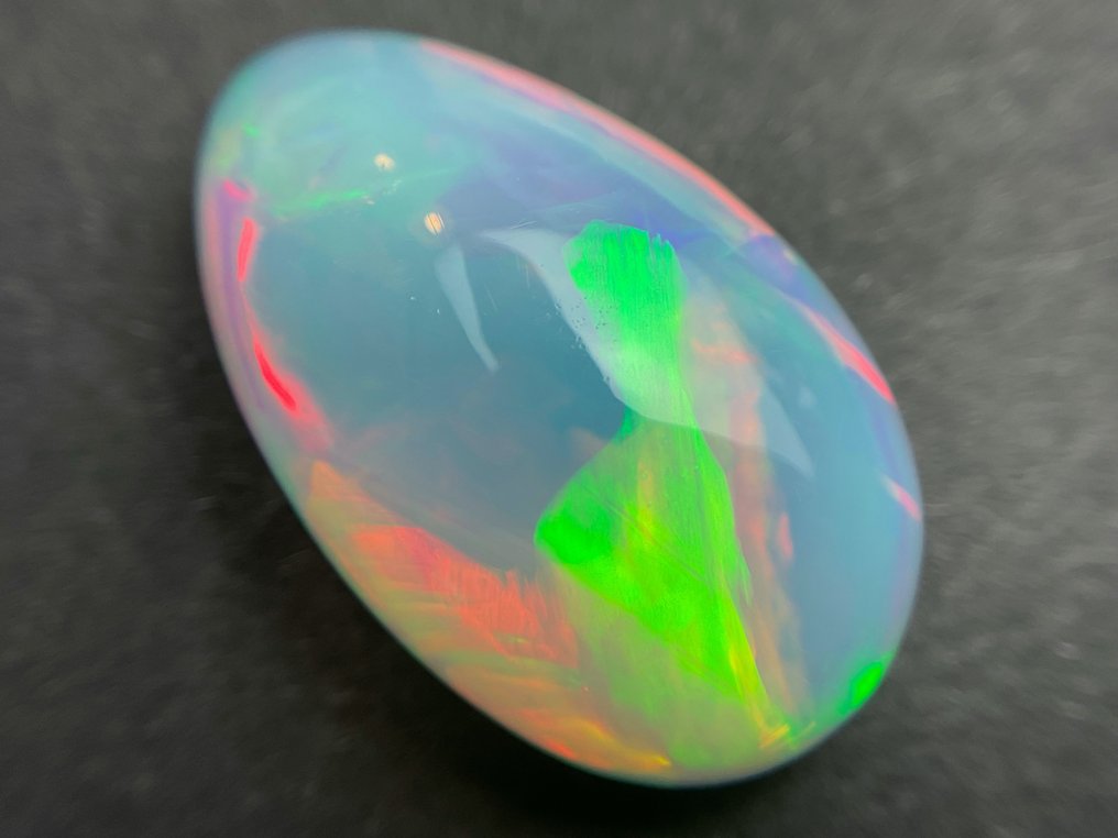 Vit + Färgspel (Vivid) Kristall opal - 14.04 ct #3.1