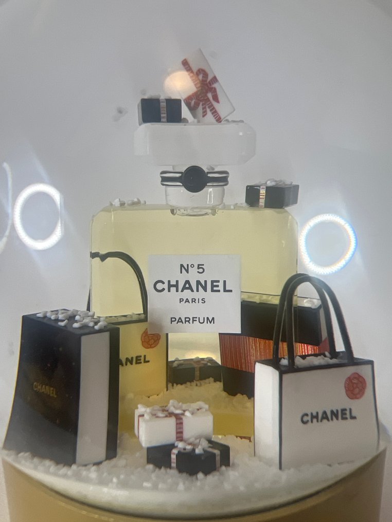 Chanel - Snekugle Snow Globe - Kina #1.2