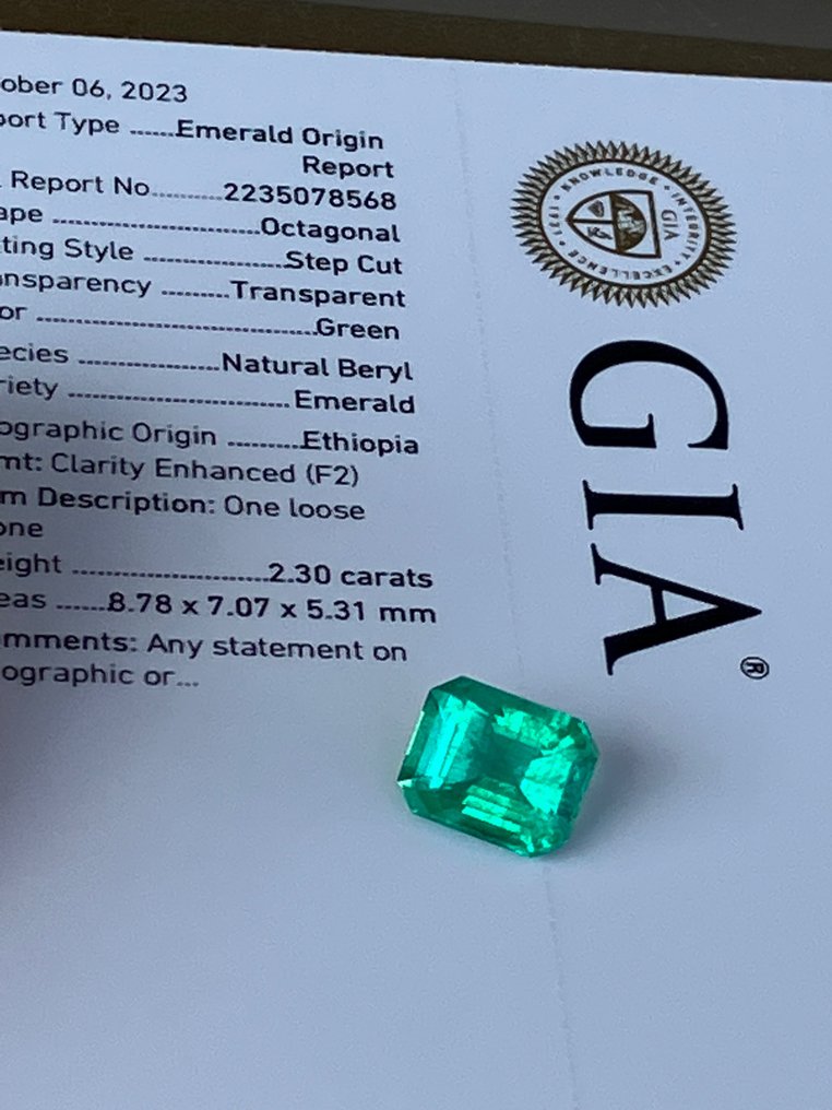 1 pcs  绿色  - 2.30 ct - 美国宝石研究院（GIA） #3.2