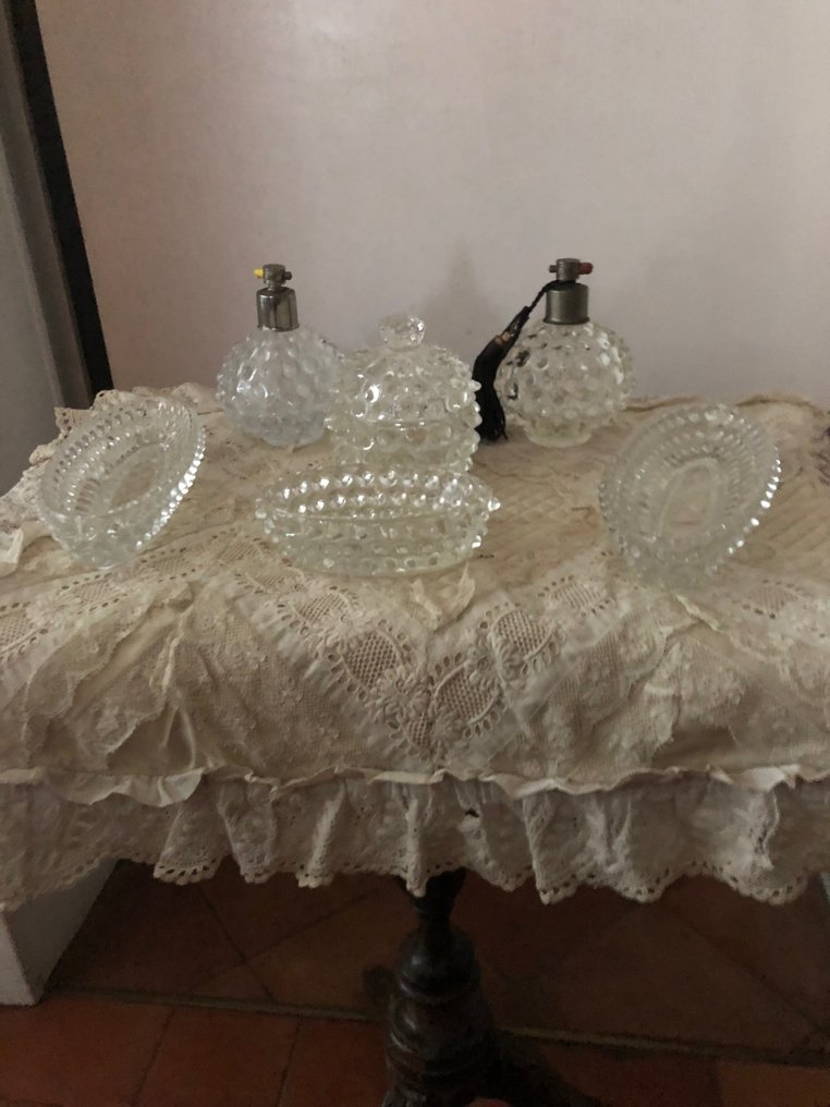 Tampo de sanita (6) - Conjunto completo de penteadeira composto por seis objetos de vidro de Murano transparente soprado #1.0