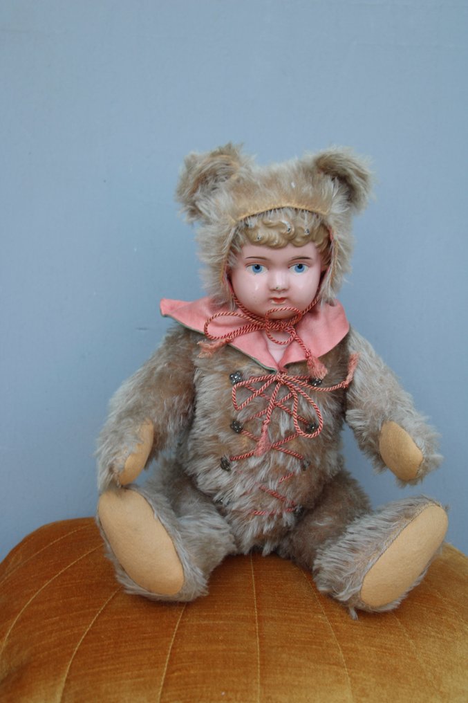Buschow en Beck: Minverva jongenspop met teddybeer outfit  - Muñeca/muñeco - 1920-1930 - Alemania #1.1