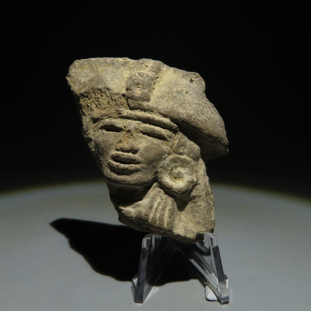 Teotihuacan, Meksiko Terrakotta Pään kuva. 100-500 jKr. 4,5 cm H. Espanjan tuontilupa. #1.1