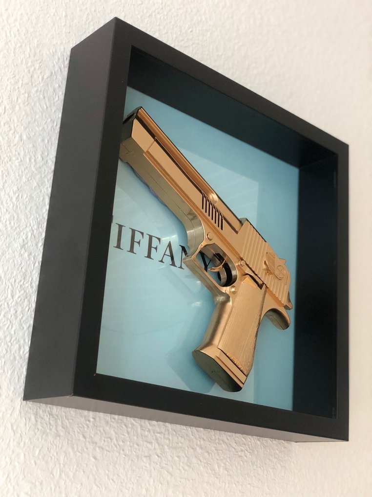 Rob VanMore - Super Shiny Golden war on Tiffany & Co #1.0