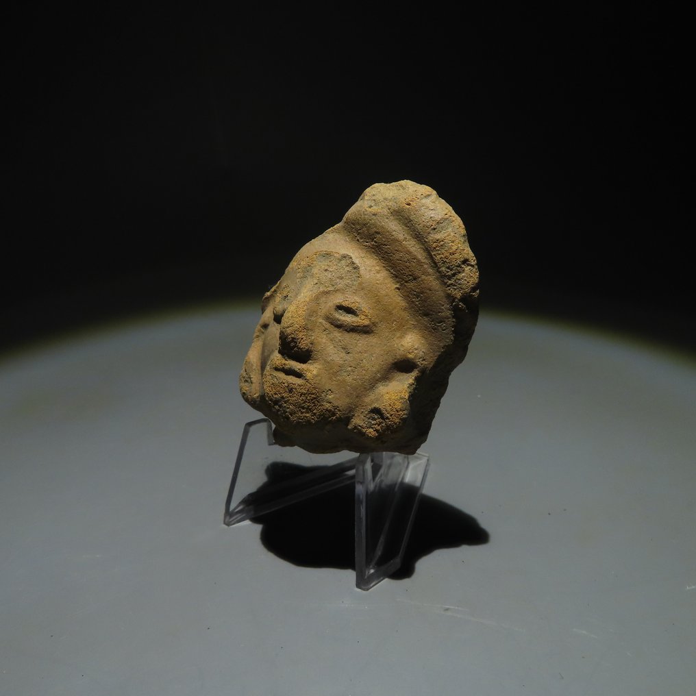 Maya- Terracotta Kopffigur. Ca. 300-600 n. Chr. 6,5 cm. Spanische Importlizenz. #1.2
