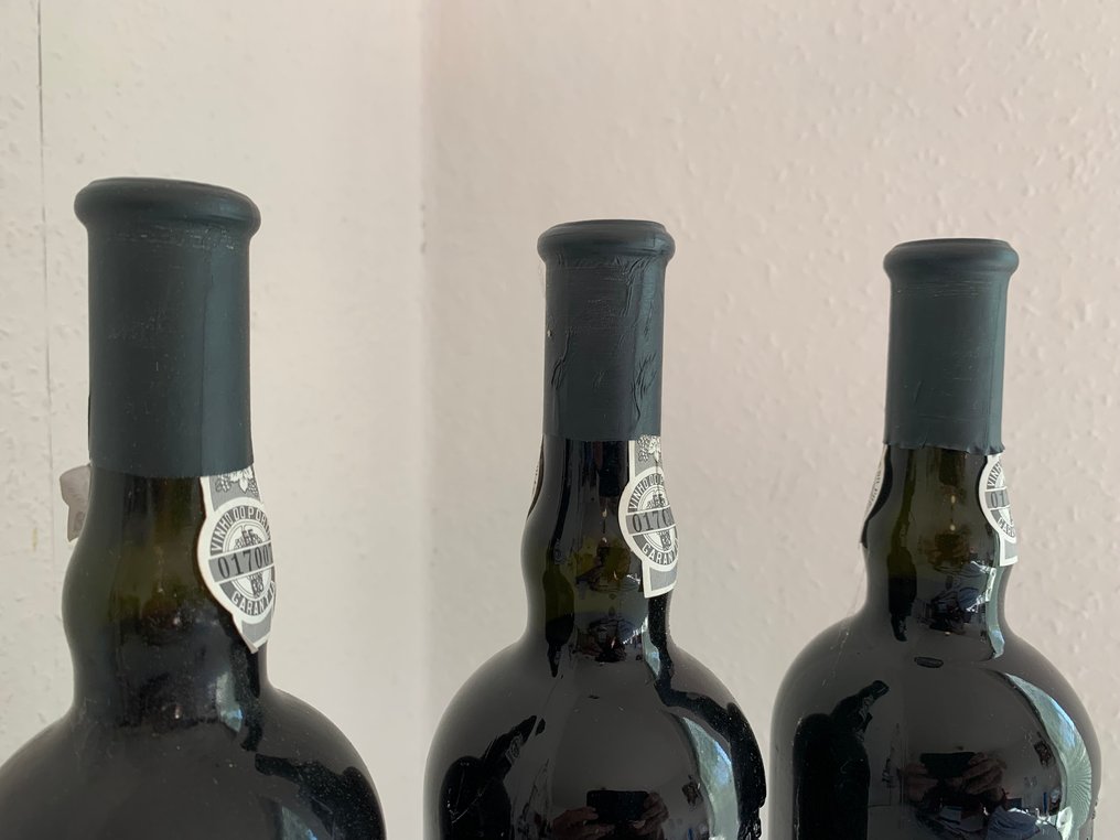 2000 Taylor´s - Vintage Port -  Douro  - 3 Bottles (0.75L) #3.2