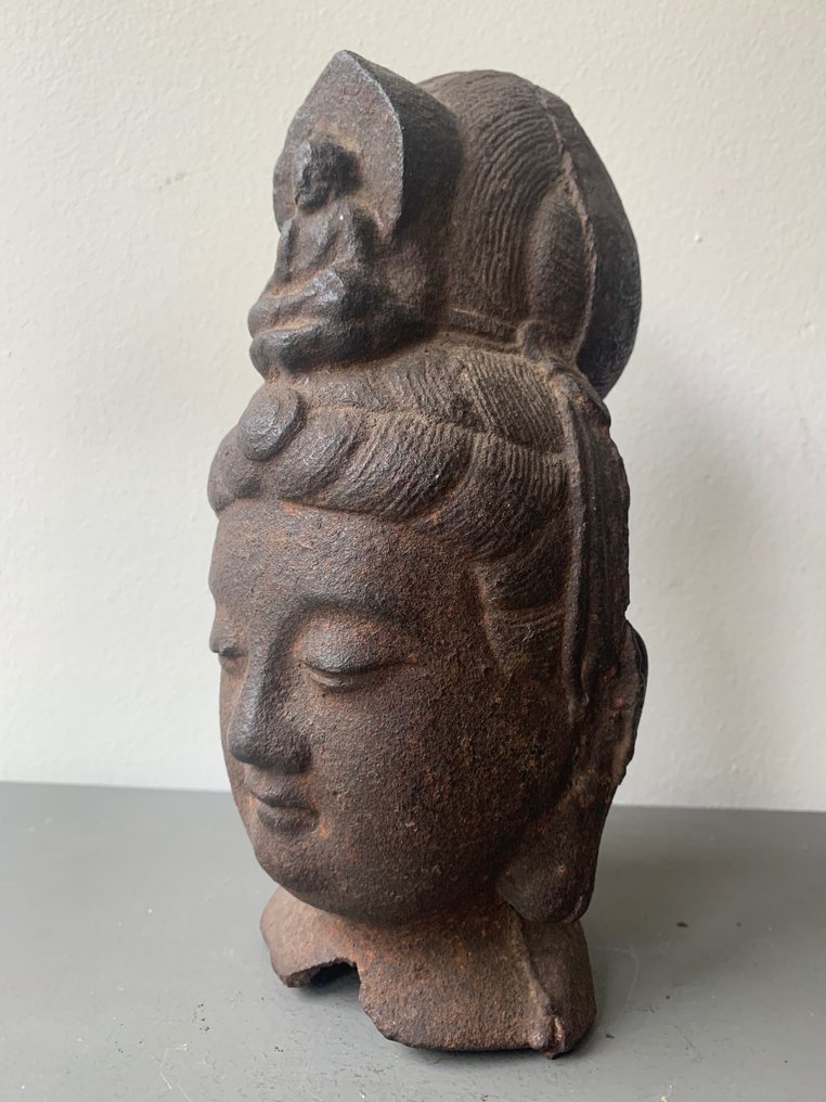 Skulptur (1) - Gjutjärn - Guanyin - Guanyin, metalen hoofd - Kina - 1400-talet #1.2
