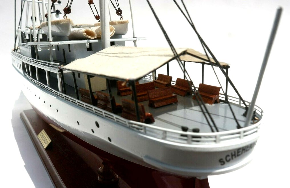 GIO 1:100 - Machetă navă #1.0