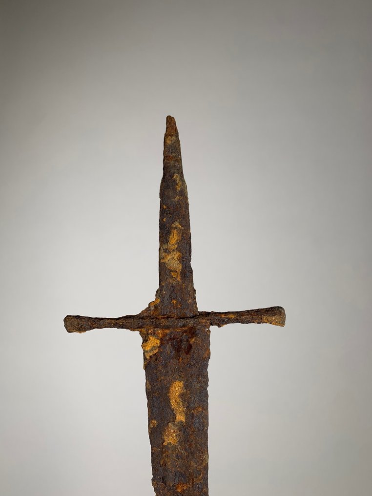 Tidlig middelalder Middelalderlig sværd L: 70cm - 1 cm #2.1