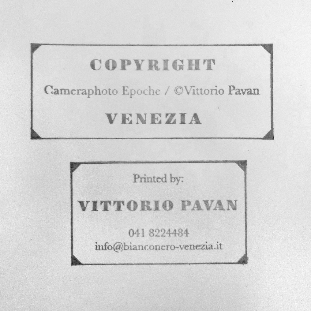 Camerapohoto Epoche/©Vittorio Pavan - Venezia di notte, gondole, 1962 - 35x35 #2.1