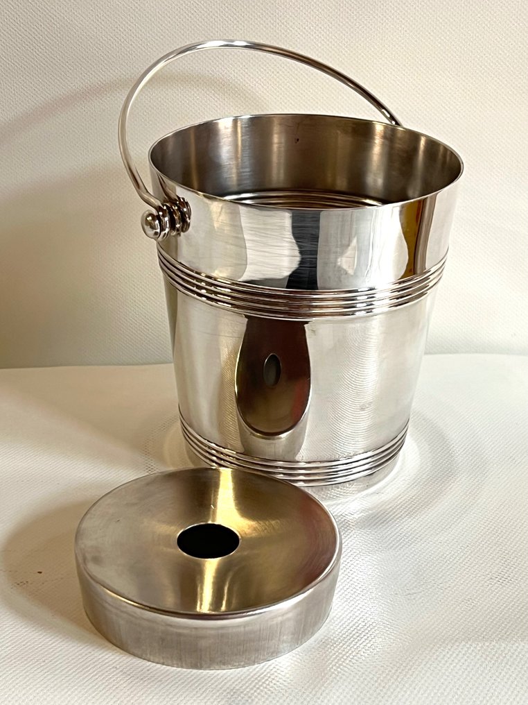 Christofle - Luc Lanel - Champagne cooler -  modèle - Biarritz, Ice Bucket- Silverplated. -   #1.1