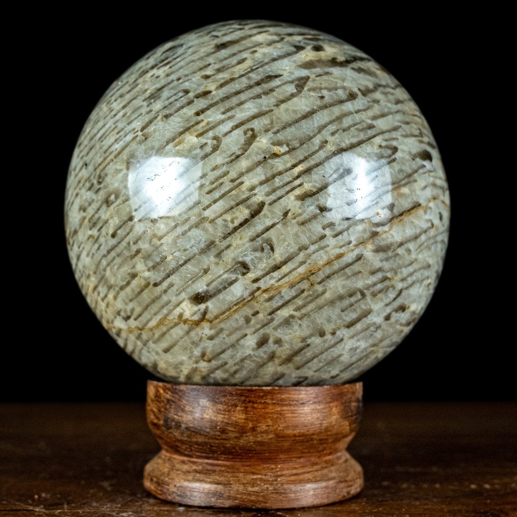 Rare AAA++ White Moonstone Sparkling Sphere- 3203.41 g #1.1
