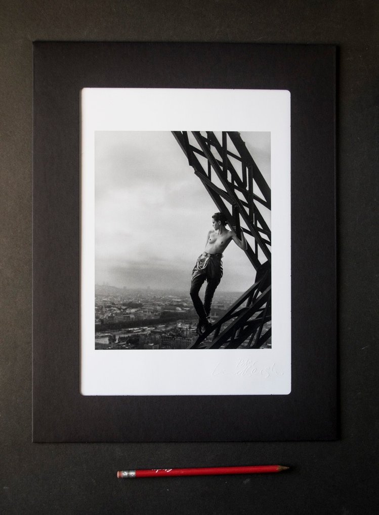 Peter Lindbergh (1944-2019) - Mathilde, Eiffel Tower, 1989 #1.0