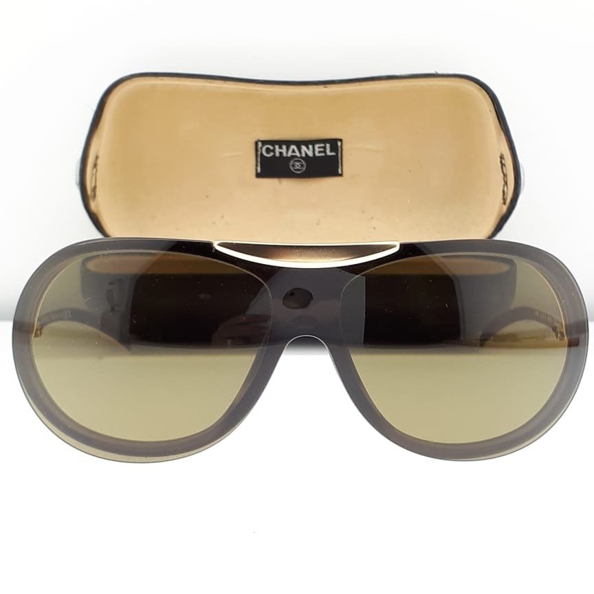 Chanel - Shield Brown & Gold Tone - Aurinkolasit #1.2