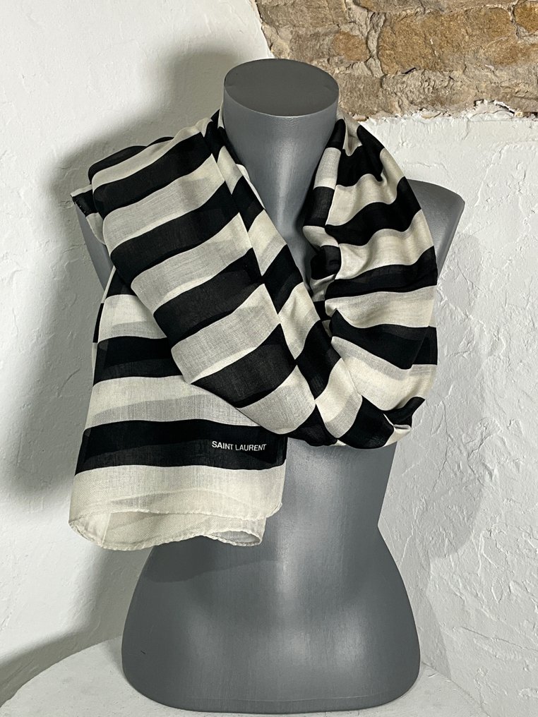 Saint Laurent - 140/195cm sans étiquette /MODAL & CACHEMIRE - Sciarpa #2.1