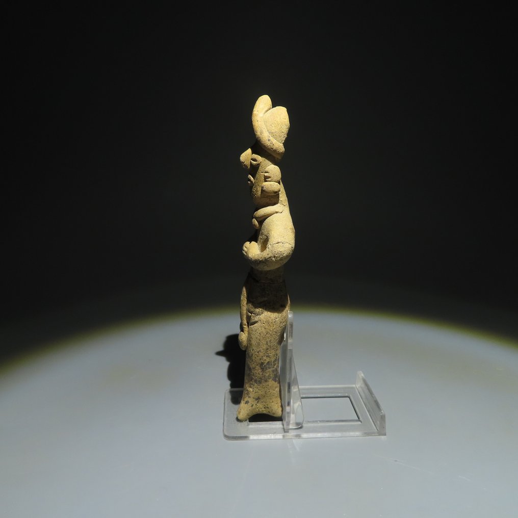 Colima, Messico occidentale Terracotta Colima, Messico occidentale, figura. 200 a.C. - 500 d.C. 14 cm di altezza. Licenza di importazione #2.1