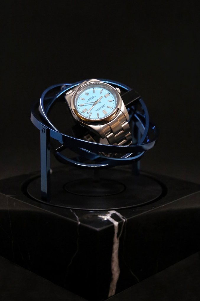The Voyager I - Marble Watch Winder - Limited Edition xxx/287 - Blue/Black - Elbrus Horology #2.1