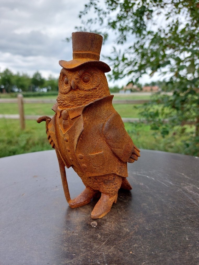 Szobor, Beeldje - Fine statue with details owl in tuxedo and walking stick - 20 cm - Öntöttvas #2.1