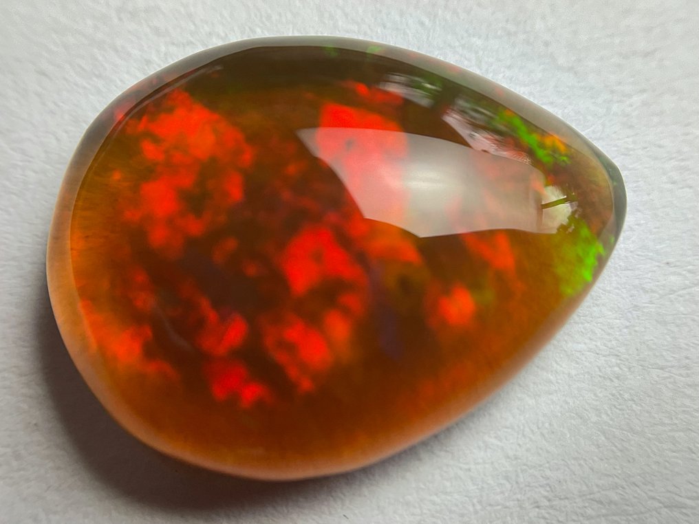 portocaliu maroniu intens+ Joc de culori (Viu) Opal de cristal - 6.87 ct #1.1