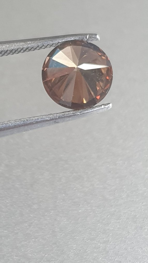 1 pcs Timantti  (Luonnonvärinen)  - 0.94 ct - Pyöreä - Fancy dark Ruskea - VS2 - Amerikan gemologinen instituutti (GIA) #4.3