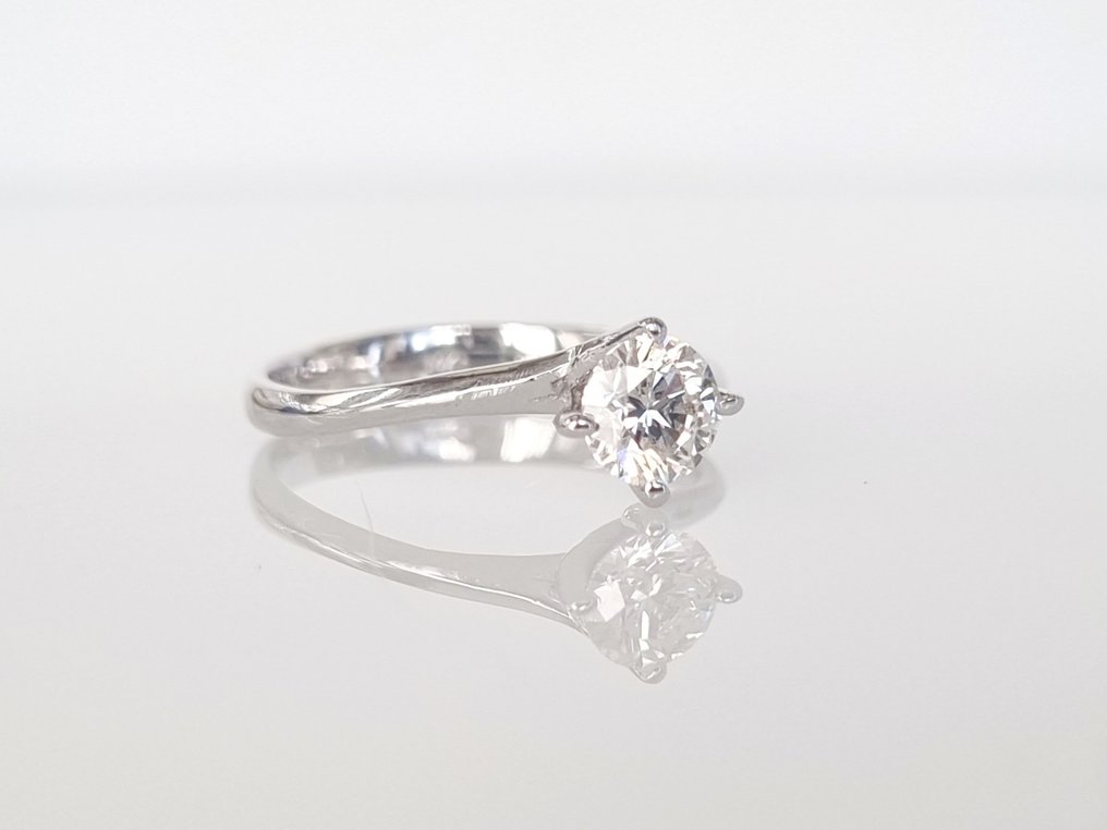 Engagement ring Diamond  #2.1