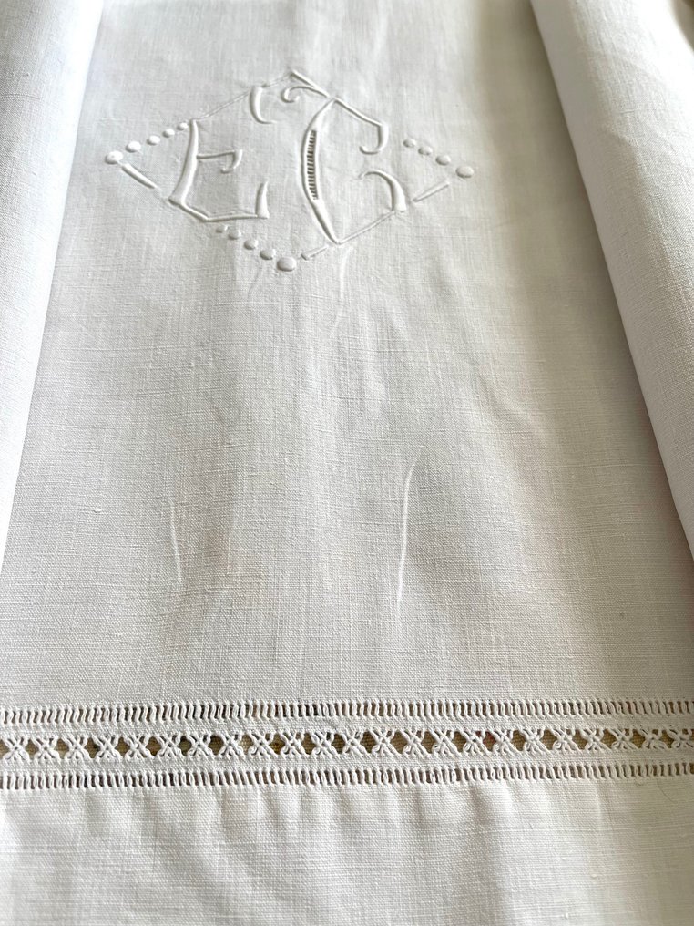 French household linen. Beautiful Old DRAP. “EC” monogram. River of Days. Hand embroidered. - Bed sheet  - 310 cm - 208 cm #2.2