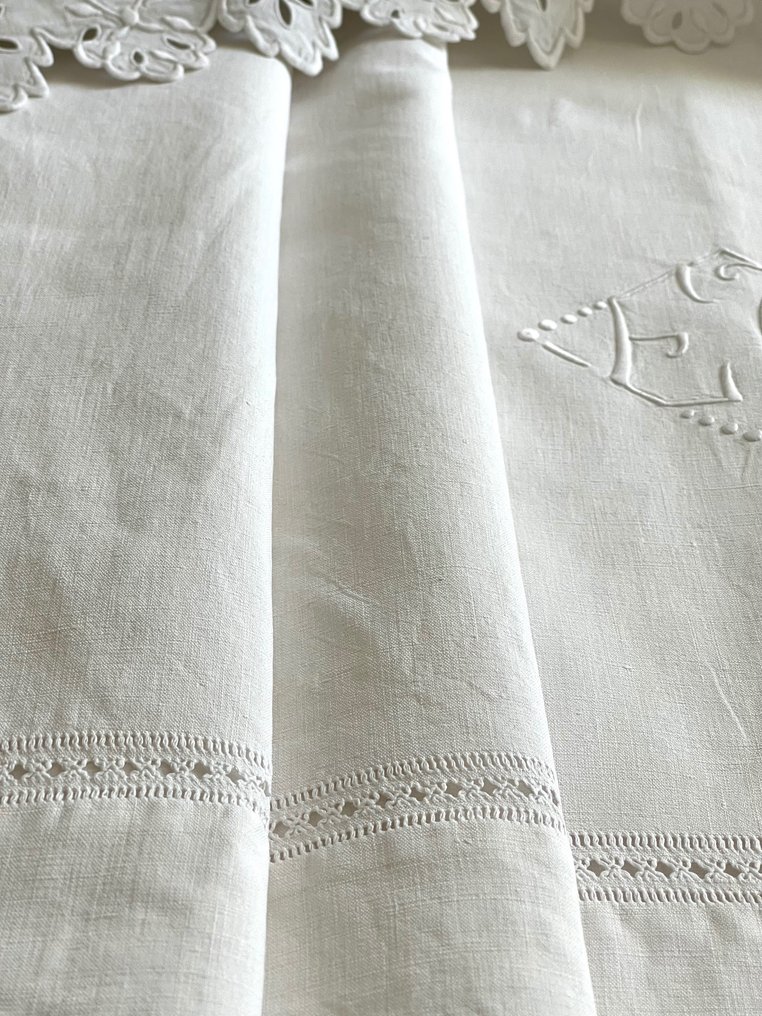 French household linen. Beautiful Old DRAP. “EC” monogram. River of Days. Hand embroidered. - Bed sheet  - 310 cm - 208 cm #3.2