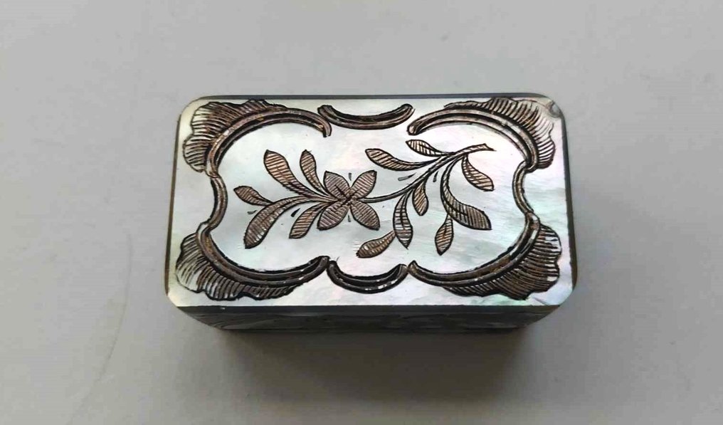 Fly box, snuff box - Silver - France - Late 18th / 19th century #2.1