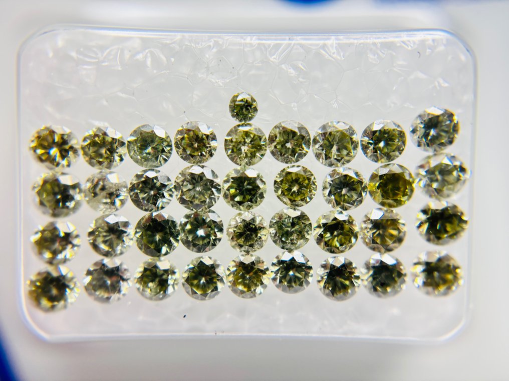 37 pcs Diamant  (Naturligt färgad)  - 1.99 ct - Rund - VS1, I2 - Antwerp Laboratory for Gemstone Testing (ALGT) - Chameleon #1.0