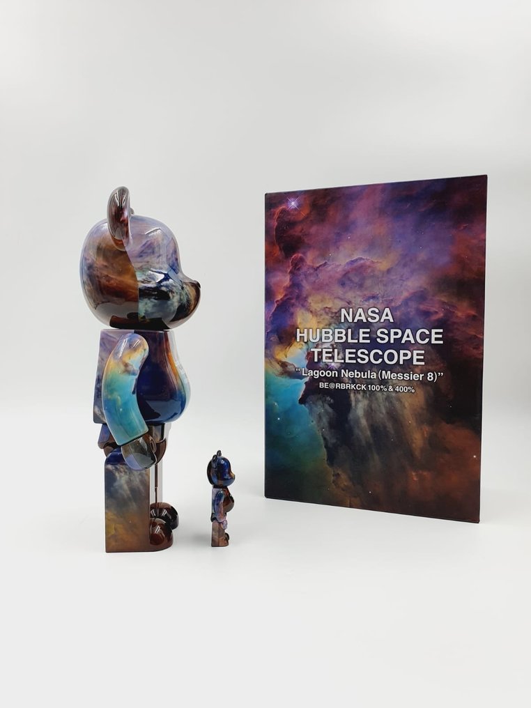 Nasa x Medicom Toy - Be@rbrick Huble SpaceTelescope Lagoon Nebula 400% &100% Bearbrick 2023 #2.1