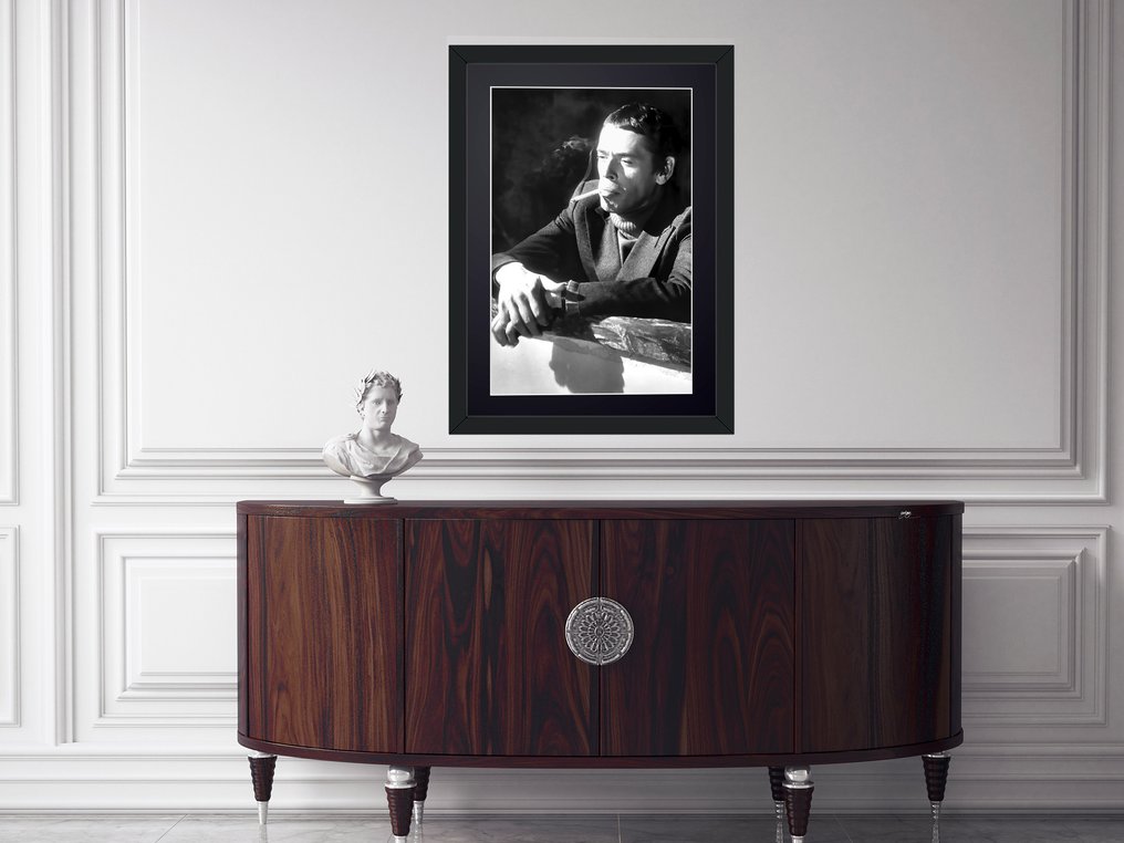 Jaques Brel - Actor & singer - Fine Art Photography - Luxury Wooden Framed 70X50 cm - Limited Edition Nr 02 of 30 - Serial ID 16802 - Original Certificate (COA), Hologram - 100% New. Shipping Reduction from 3 items #3.2