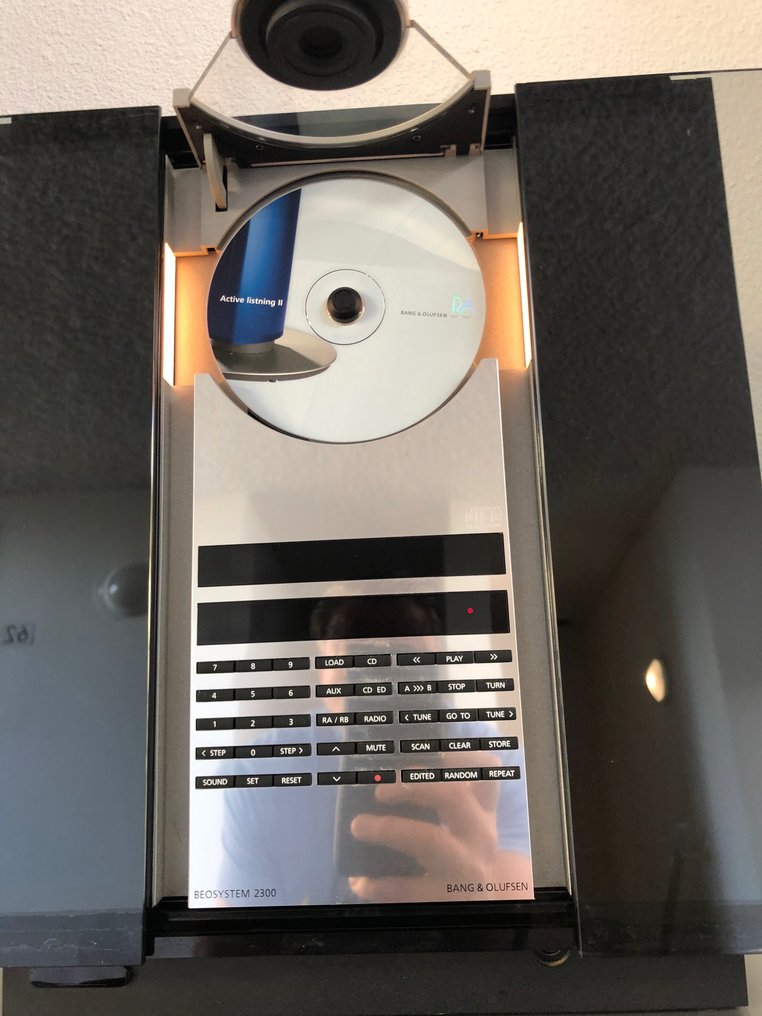 Bang & Olufsen David Lewis - Beosound 2300 plus zestaw Beolabs 4000 aktywnych. Zestaw Hi-fi #4.3