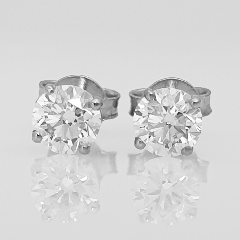 Earrings - 14 kt. White gold -  0.80ct. tw. Diamond  (Natural) #1.1
