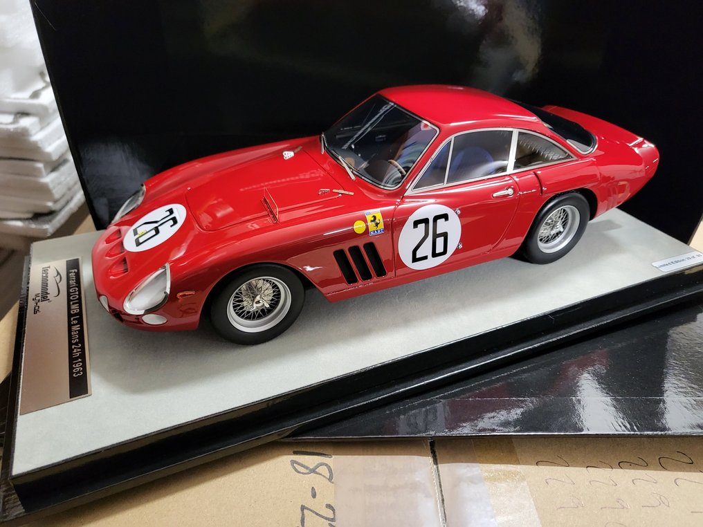 Tecnomodel 1:18 - Modell racerbil - Ferrari 330 LMB Le Mans 24h 1963 car #26 NART Driver: M.Gregory - D.Piper 6° place - TM18-90G #1.0