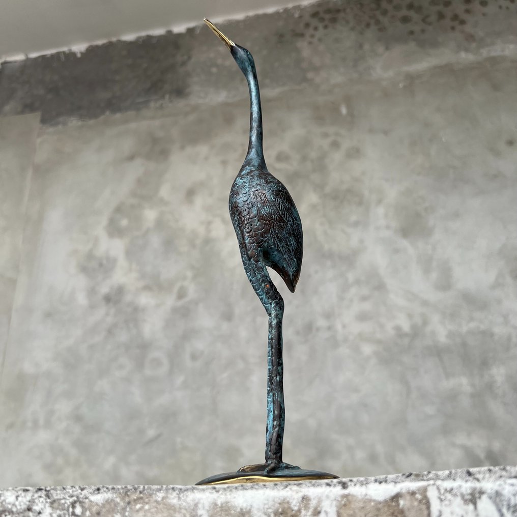 Sculpture, NO RESERVE PRICE - Patinated Crane Bird Sculpture - 35 cm - Bronze #3.2