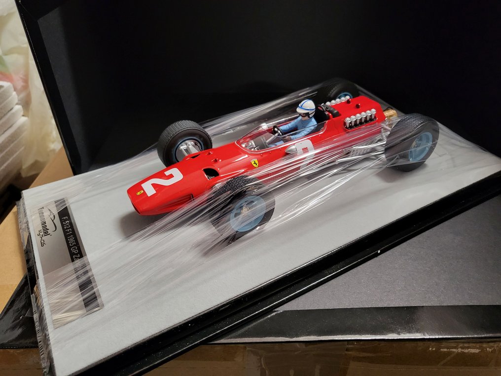 Tecnomodel 1:18 - 模型賽車 - Ferrari 512 F1 SEFAC GP Zandvoort w/pilot figure John Surtees - TMD18-98C #1.0