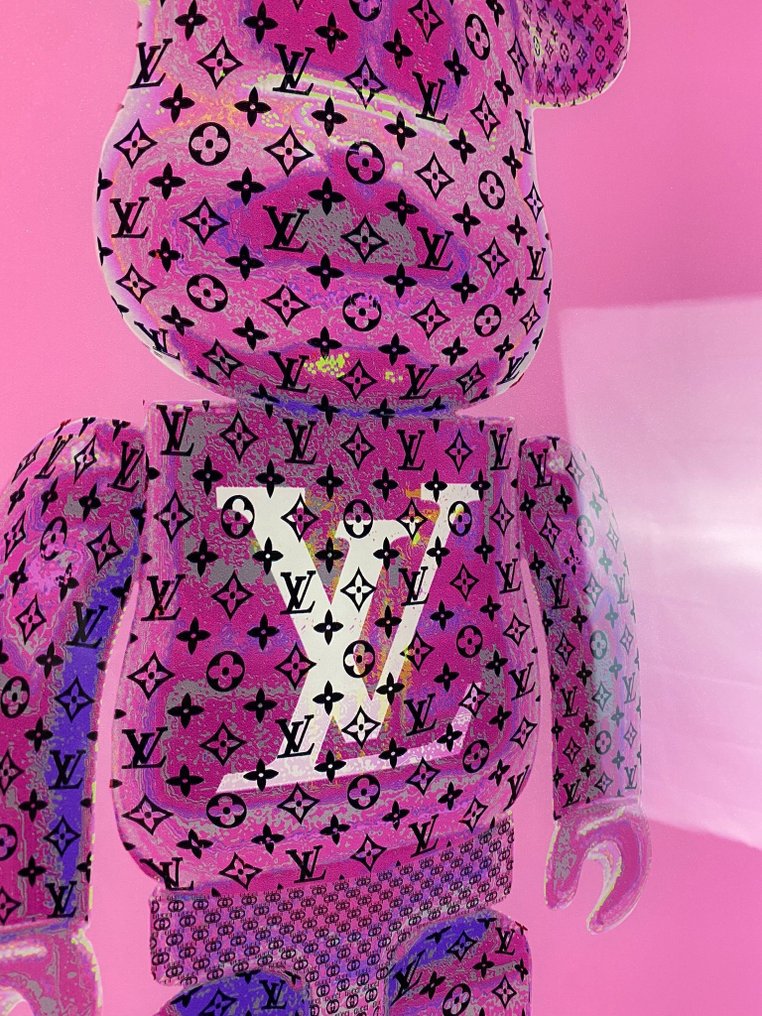 Blackarts - Shiny Louis Vuitton bear Pink glitters #2.1